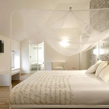 Affittacamere Santa Cesarea Luxury - La Vetta Del Sasso Barisano