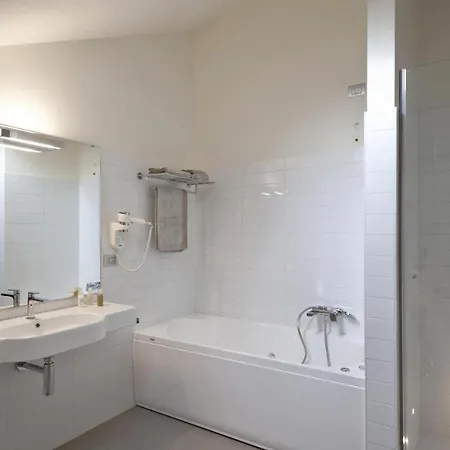 Santa Cesarea Luxury - La Vetta Del Sasso Barisano Матера