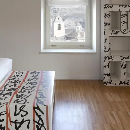 Гостевой дом Santa Cesarea Luxury - La Vetta Del Sasso Barisano