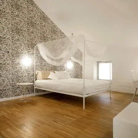 Гостевой дом Santa Cesarea Luxury - La Vetta Del Sasso Barisano 4*