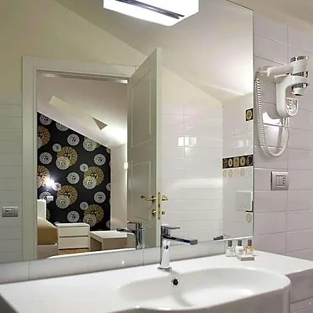 Santa Cesarea Luxury - La Vetta Del Sasso Barisano Гостевой дом Матера