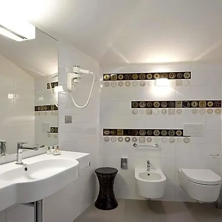 Santa Cesarea Luxury - La Vetta Del Sasso Barisano Гостевой дом